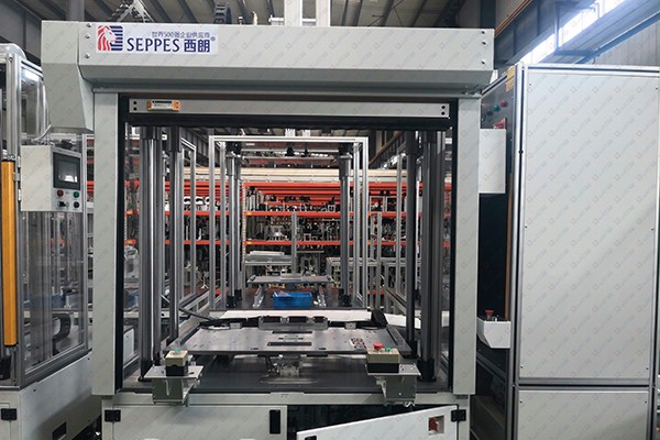 机械设备防护联动快速卷帘门2