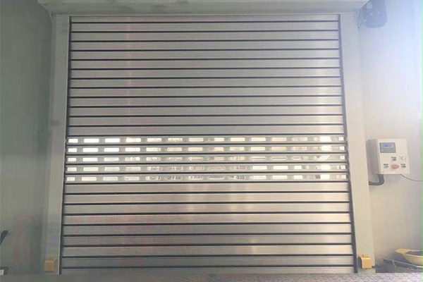 电子零件厂房硬质快速门1