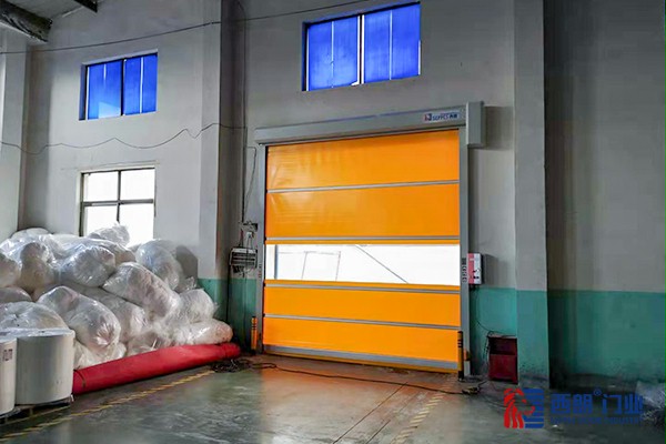 服饰生产车间快速卷帘门1 服饰生产车间快速卷帘门
