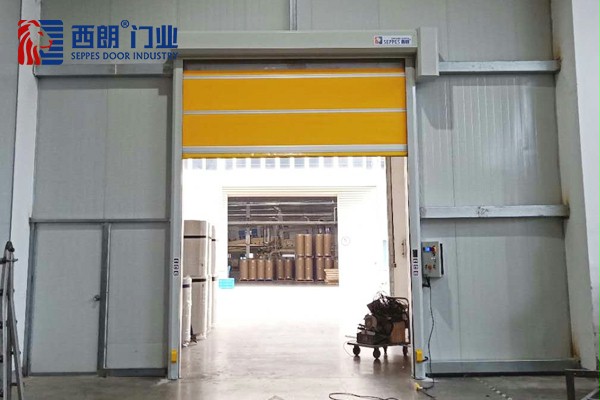 风力发电设备车间通道出口快速门2 风力发电设备车间通道出口快速门