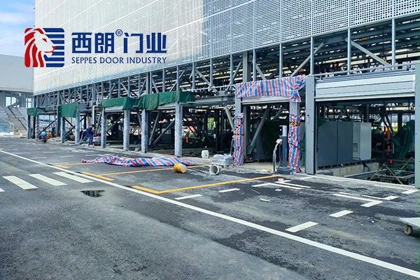 可与立体库智能联动的硬质快速门