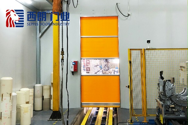 特种设备间AGV联动快速卷帘门